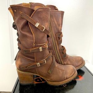 Freebird Cora - distressed brown size 7